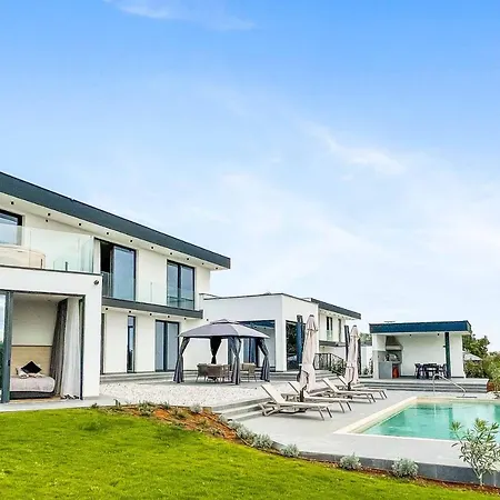 Villa Nura Kaštelir