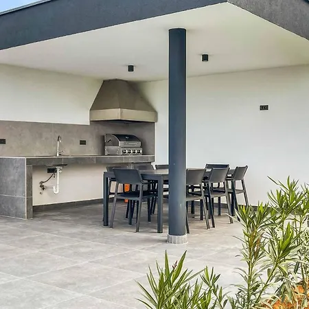 Villa Nura *