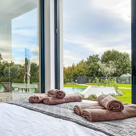 Villa Nura